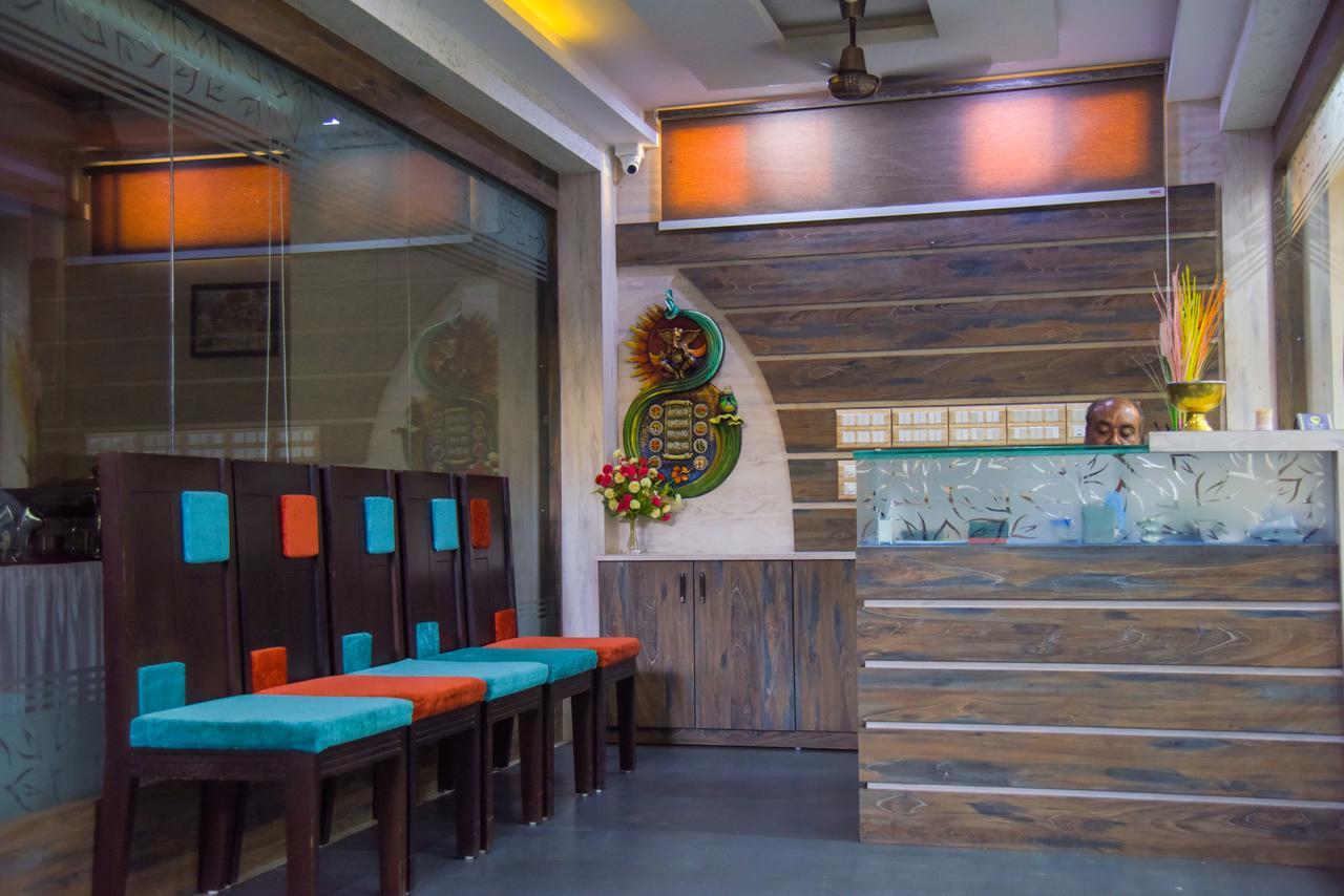 Hotel Tulsi Residency بهوي المظهر الخارجي الصورة
