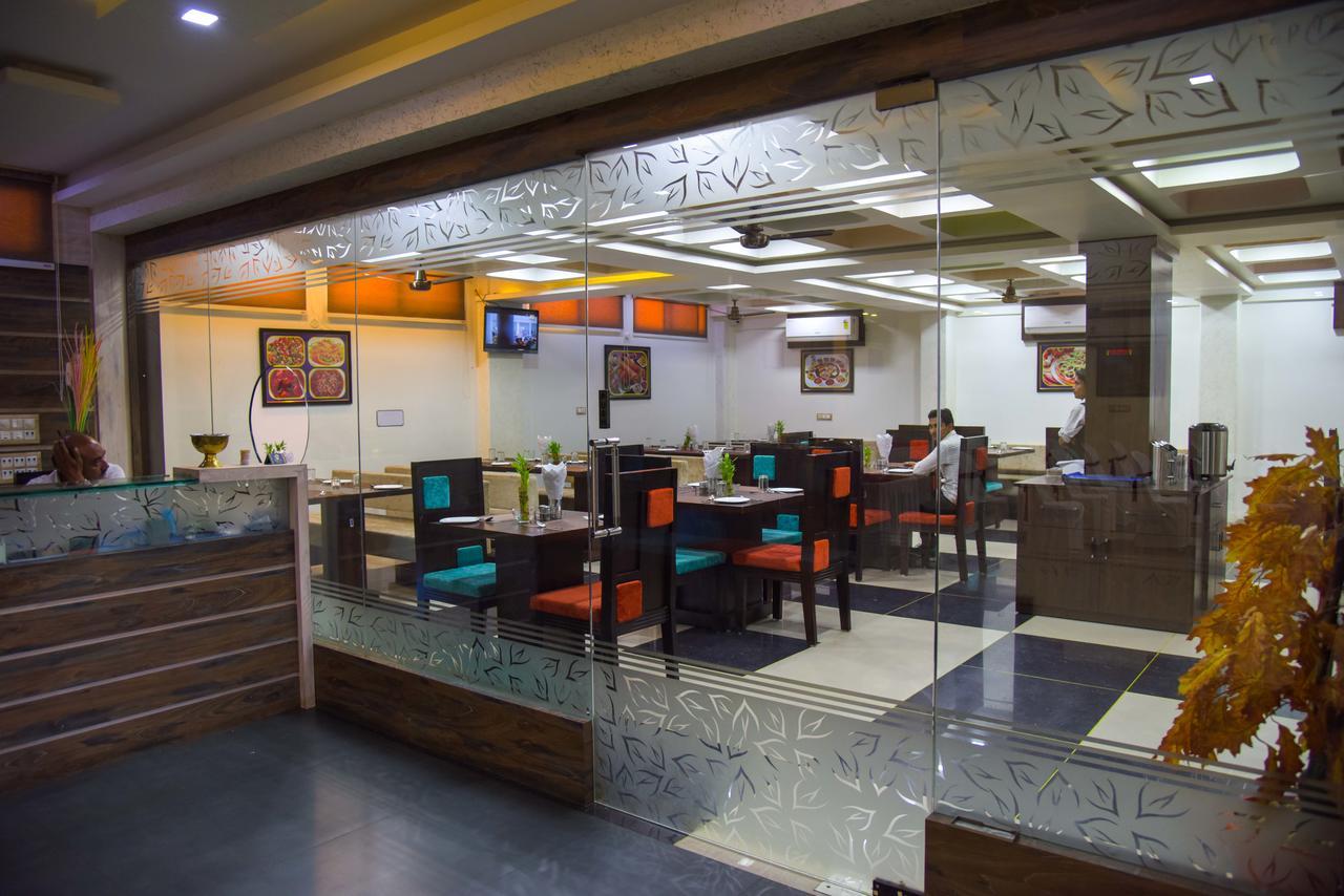 Hotel Tulsi Residency بهوي المظهر الخارجي الصورة