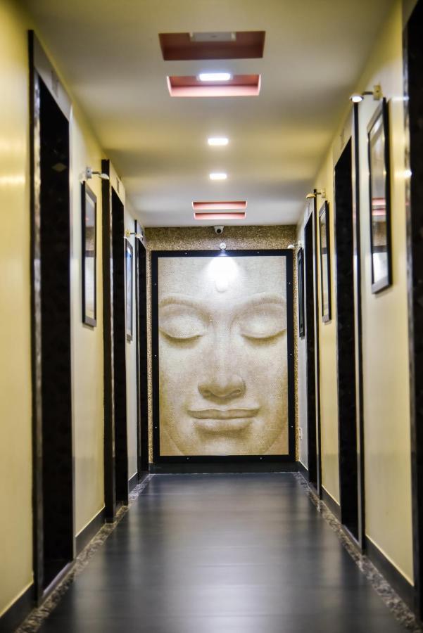 Hotel Tulsi Residency بهوي المظهر الخارجي الصورة