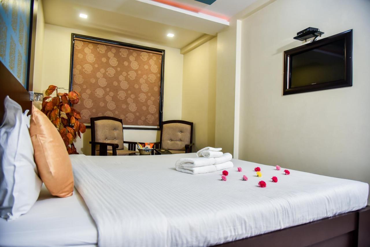 Hotel Tulsi Residency بهوي المظهر الخارجي الصورة