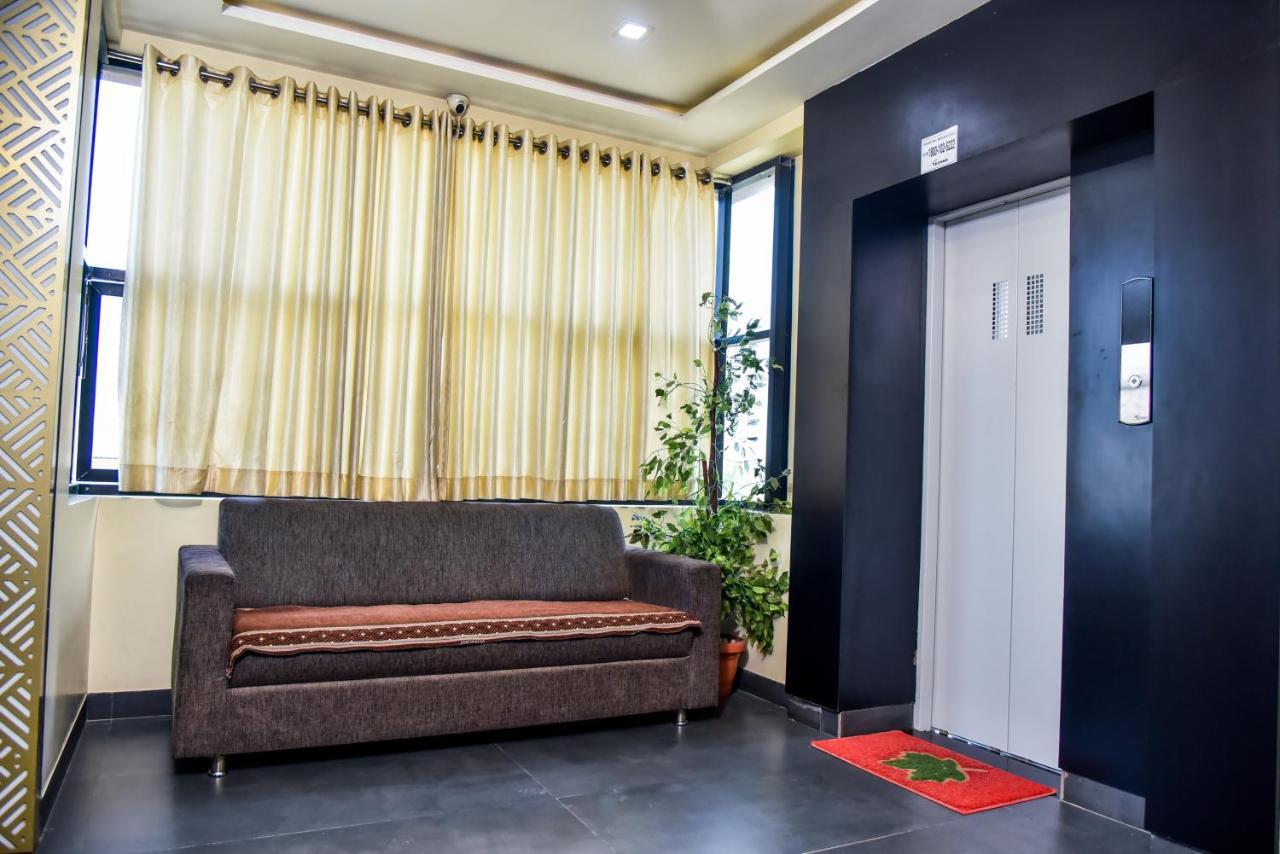 Hotel Tulsi Residency بهوي المظهر الخارجي الصورة